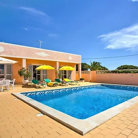 Vila Guita Family House