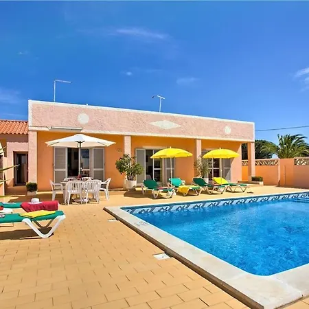 Guita Family House * אלבופיירה