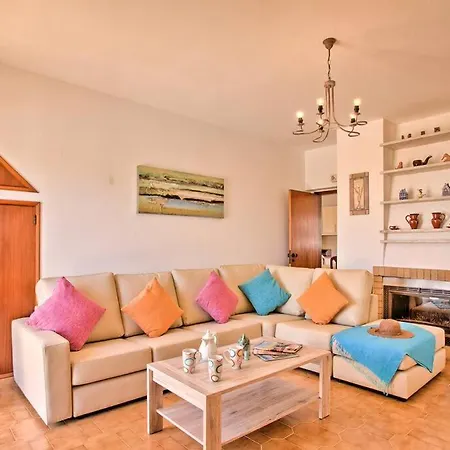 Guita Family House